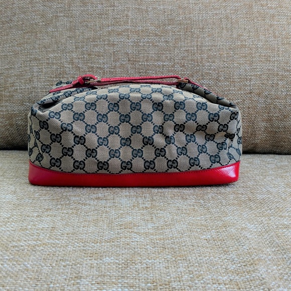 Gucci Handbags - Authentic Gucci Travel Toiletry Vanity Case Bag